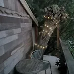 Sweet Treehouse Domek letniskowy