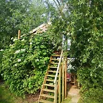 Sweet Treehouse Domek letniskowy *